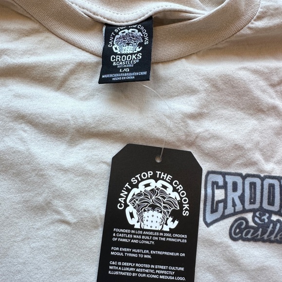 NWT Crooks & Castles Medusa Tee in Natural - Picture 5 of 6